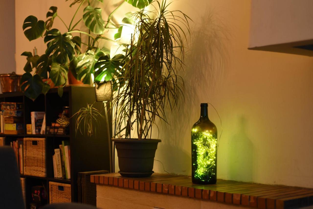 Amani Hostel La Réole Zewnętrze zdjęcie