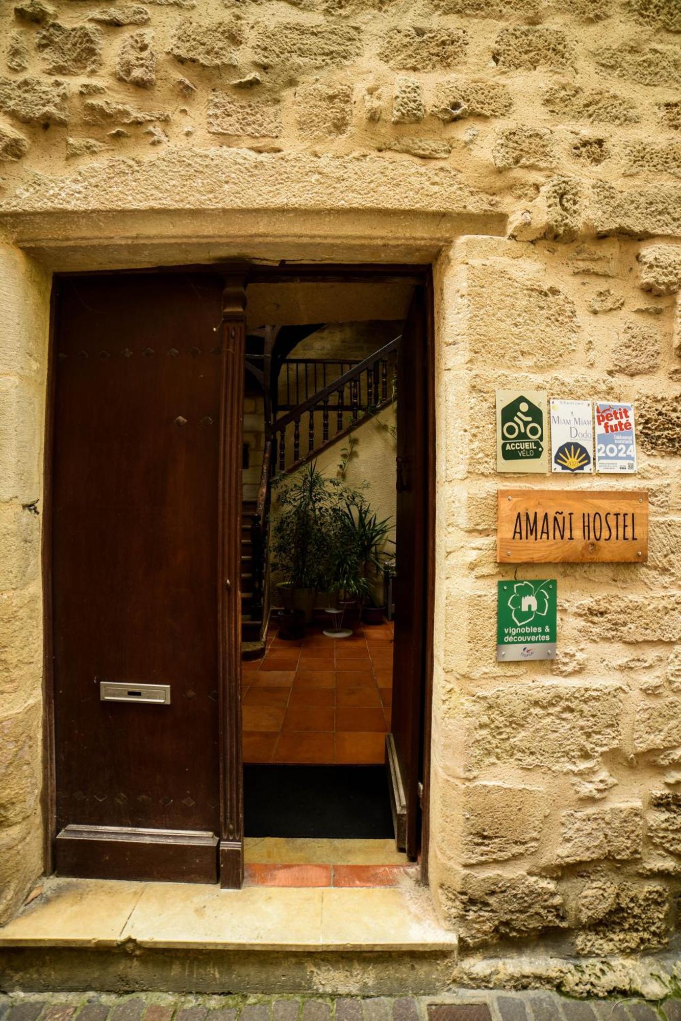 Amani Hostel La Réole Zewnętrze zdjęcie